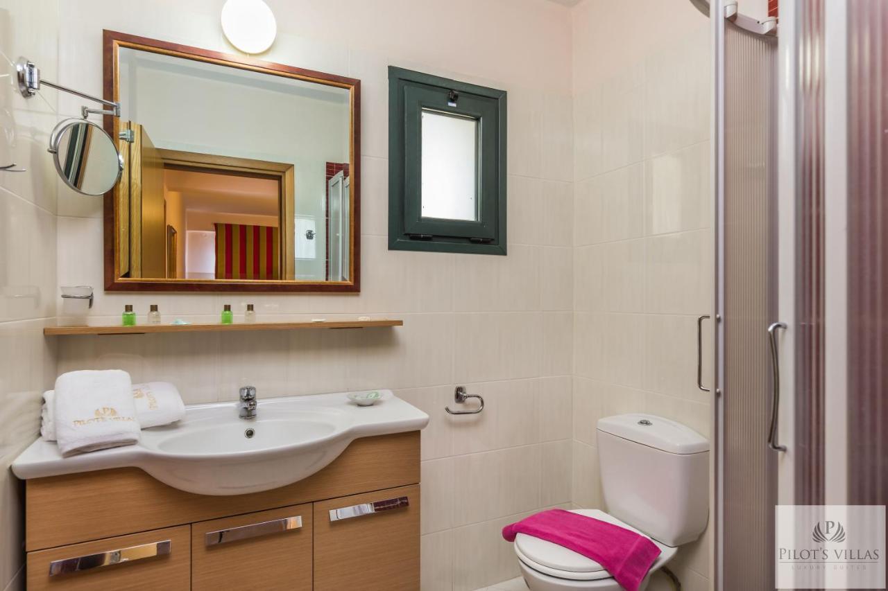 Pilot'S Villas Luxury Suites Hersonissos  Eksteriør billede