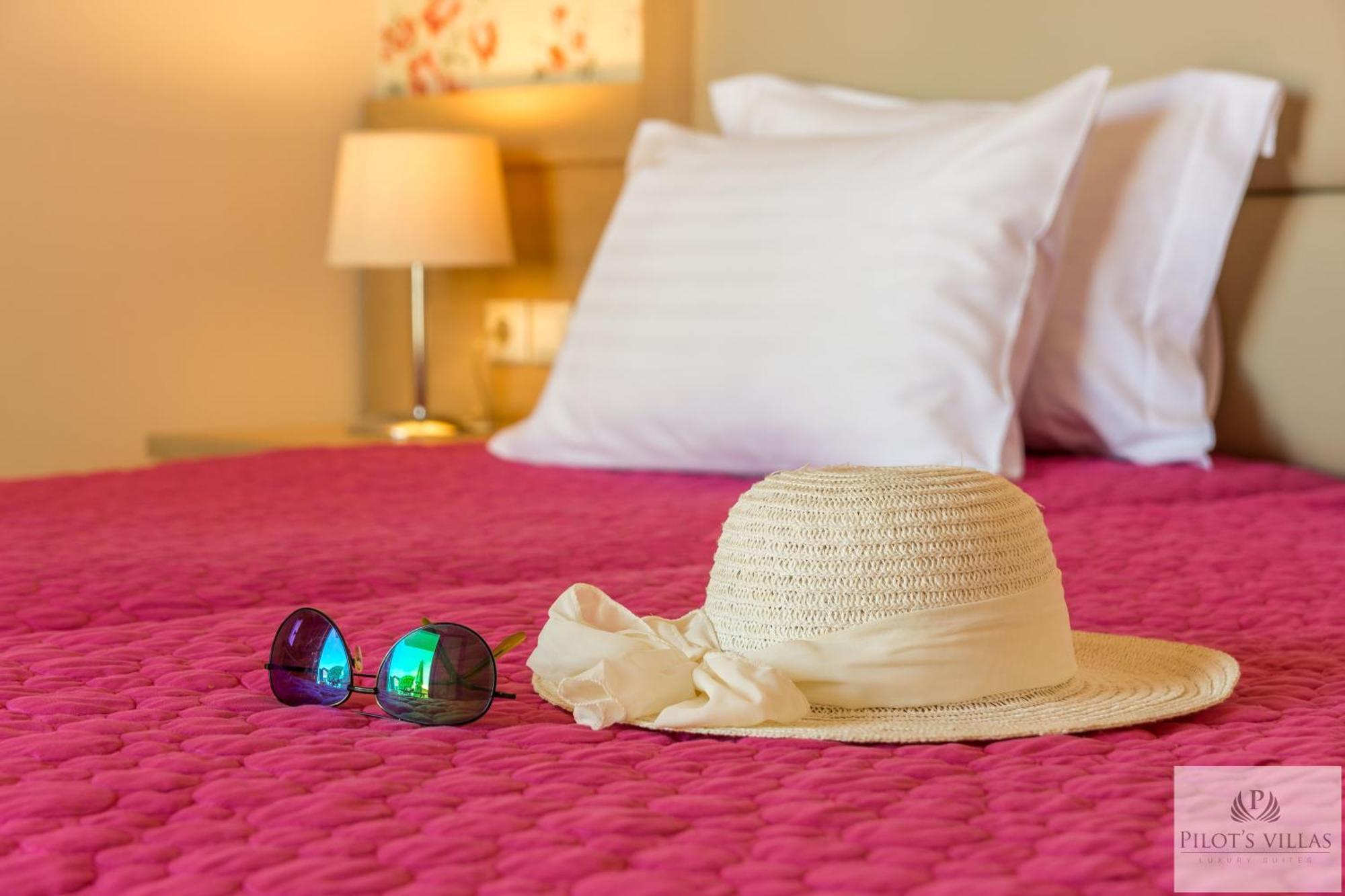 Pilot'S Villas Luxury Suites Hersonissos  Værelse billede